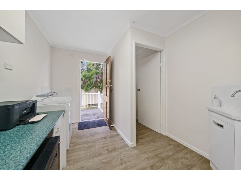 81 Mocatta Street, Goombungee QLD 4354