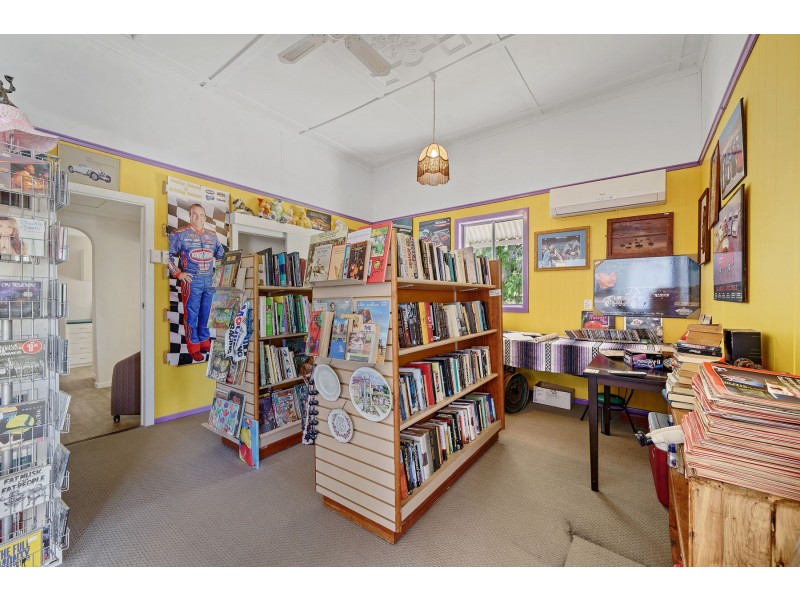 81 Mocatta Street, Goombungee QLD 4354