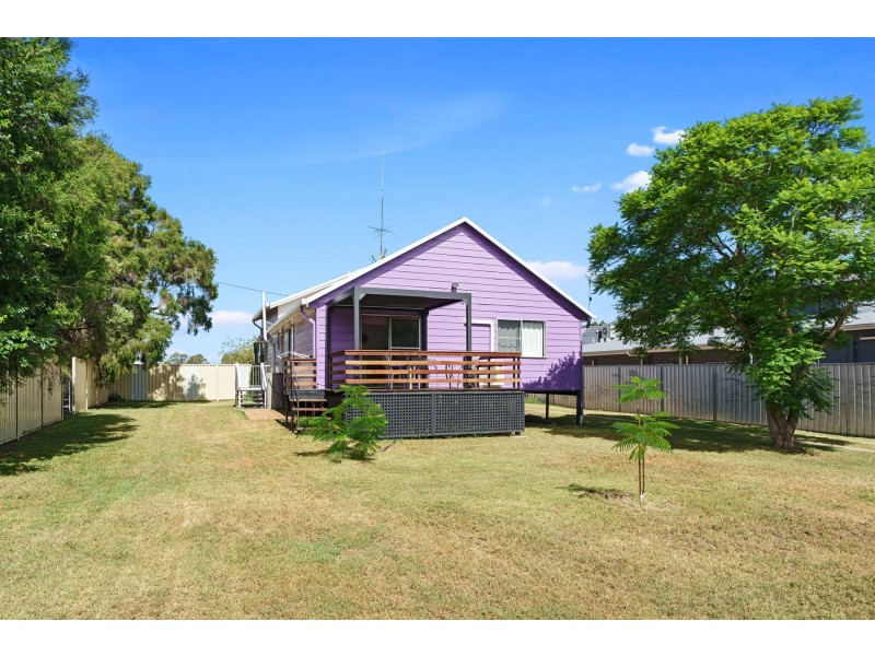 81 Mocatta Street, Goombungee QLD 4354