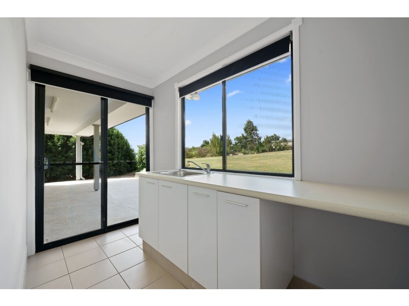 10 Eagle Street, Highfields QLD 4352