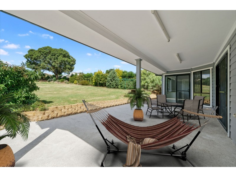 10 Eagle Street, Highfields QLD 4352