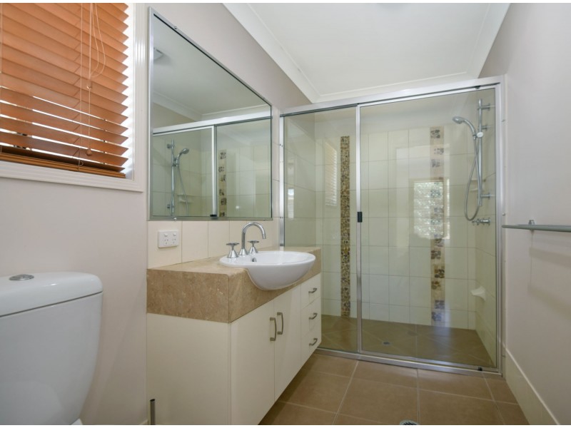 38 Wareena Crescent, Glenvale QLD 4350