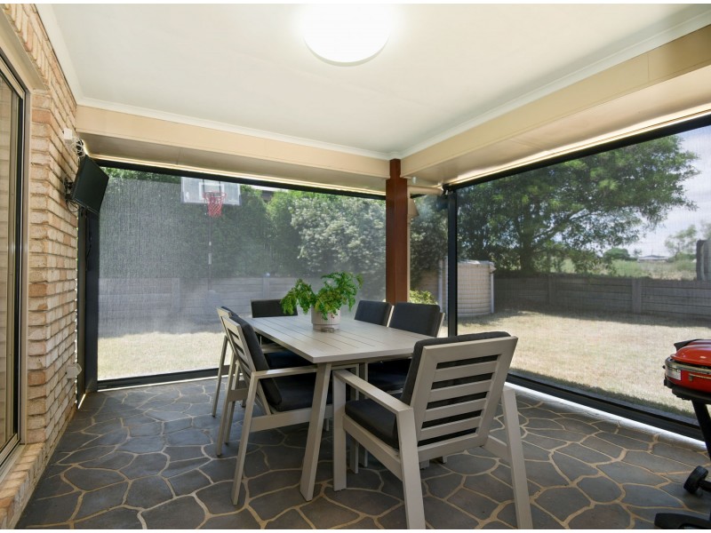 38 Wareena Crescent, Glenvale QLD 4350