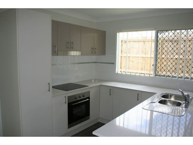 303 Bridge Street, Newtown QLD 4350