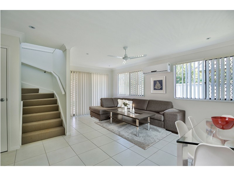 303 Bridge Street, Newtown QLD 4350