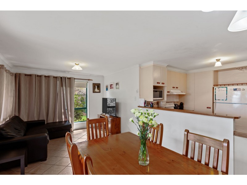 7 Maison Court, Wilsonton Heights QLD 4350