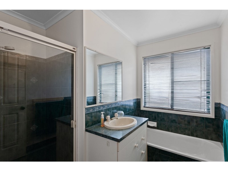 7 Maison Court, Wilsonton Heights QLD 4350