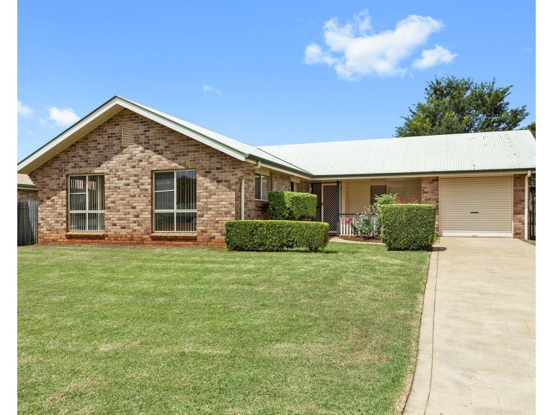 46 Gouldson Drive, Kearneys Spring QLD 4350