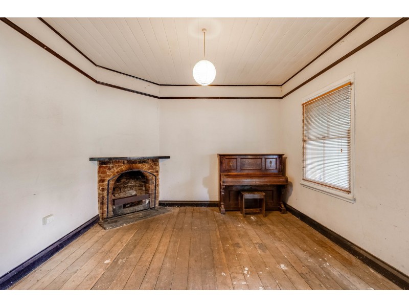 7 Alexander Street, North Toowoomba QLD 4350