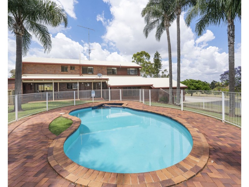 6-8 Coverdale Crescent, Cotswold Hills QLD 4350