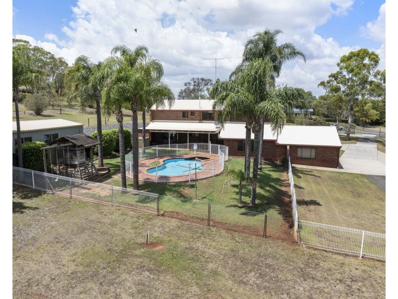 6-8 Coverdale Crescent, Cotswold Hills QLD 4350