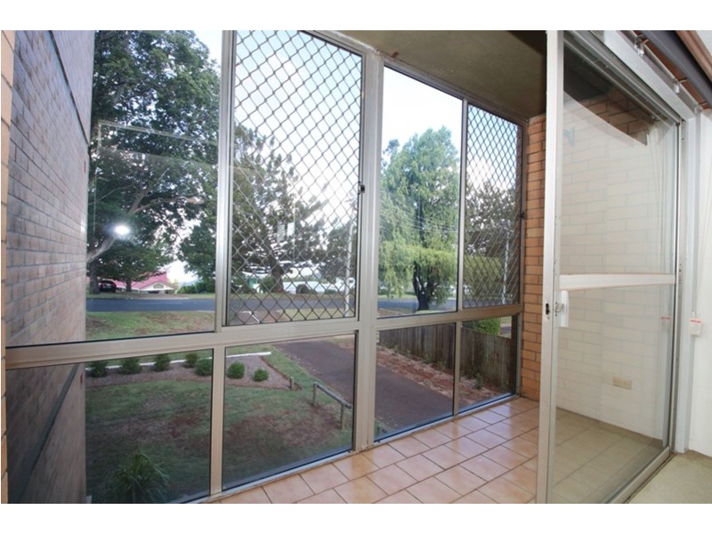 3/33 Tourist Road, East Toowoomba QLD 4350