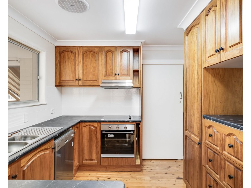 8 Parsons Street, Rangeville QLD 4350