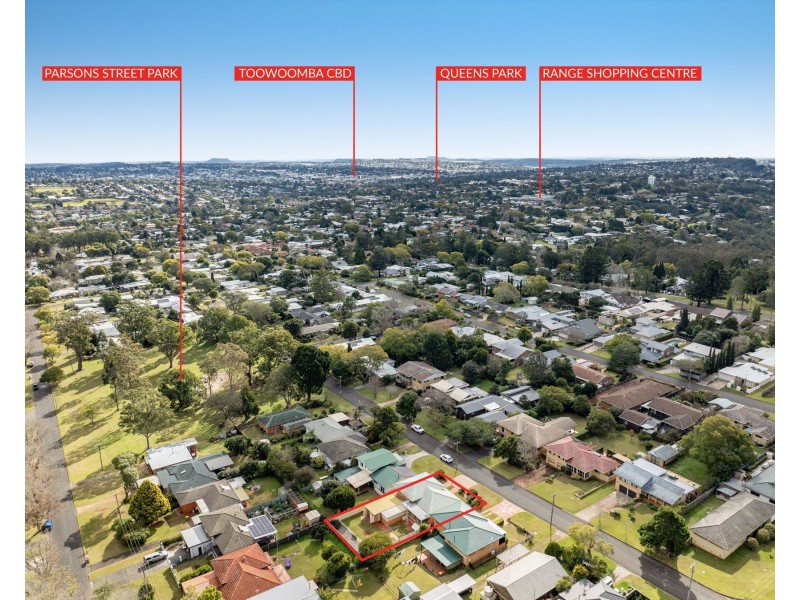 8 Parsons Street, Rangeville QLD 4350