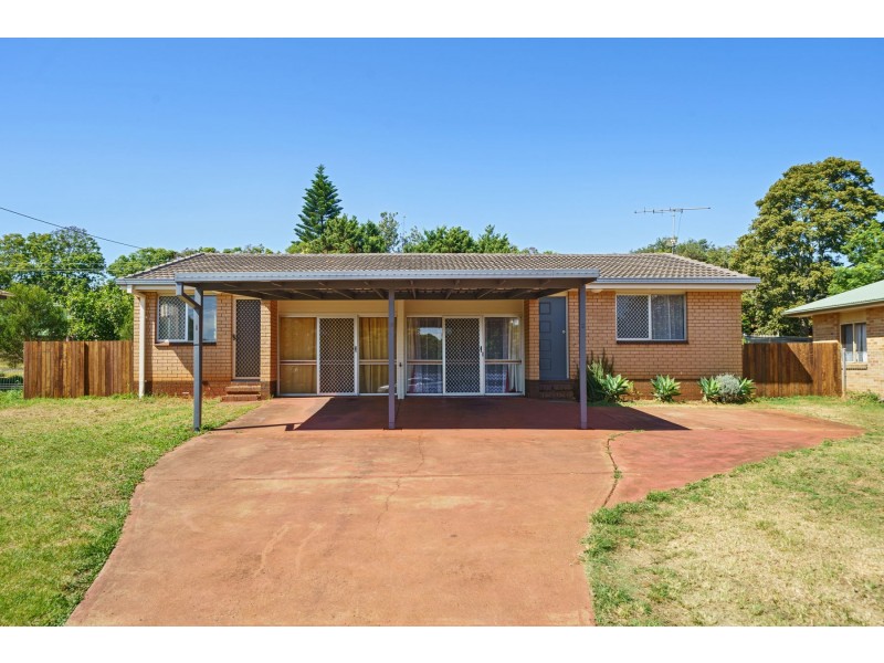28 Boyes Street, Harristown QLD 4350