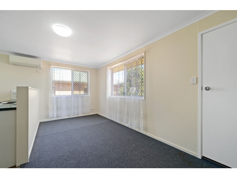 28 Boyes Street, Harristown QLD 4350