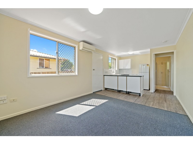 28 Boyes Street, Harristown QLD 4350