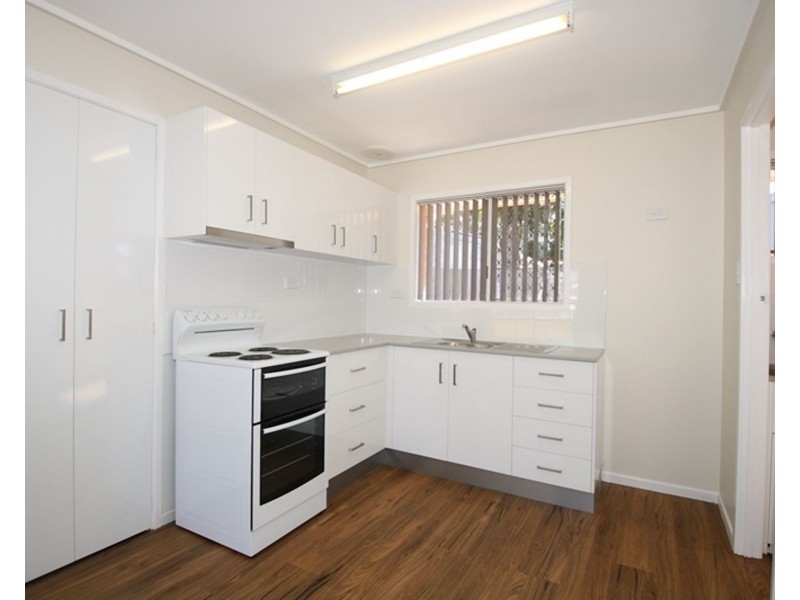 1/25 Garde Street, Centenary Heights QLD 4350