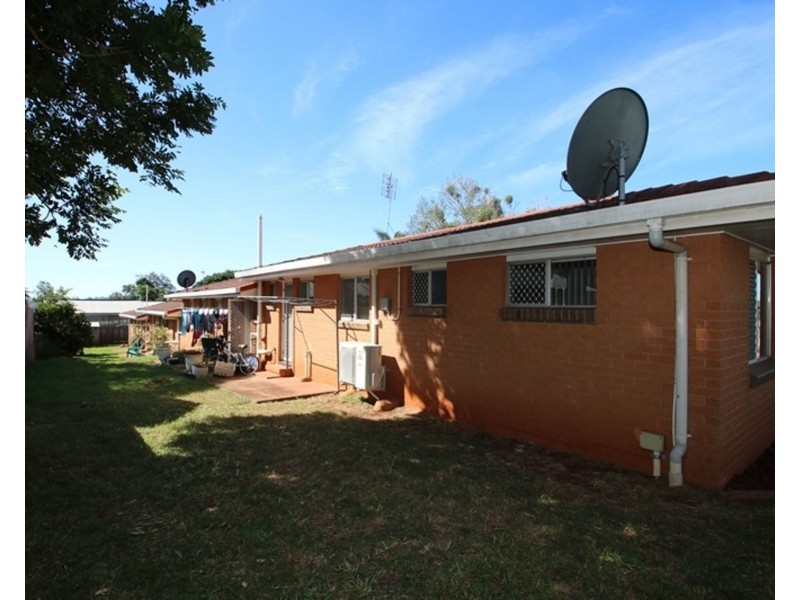 1/25 Garde Street, Centenary Heights QLD 4350