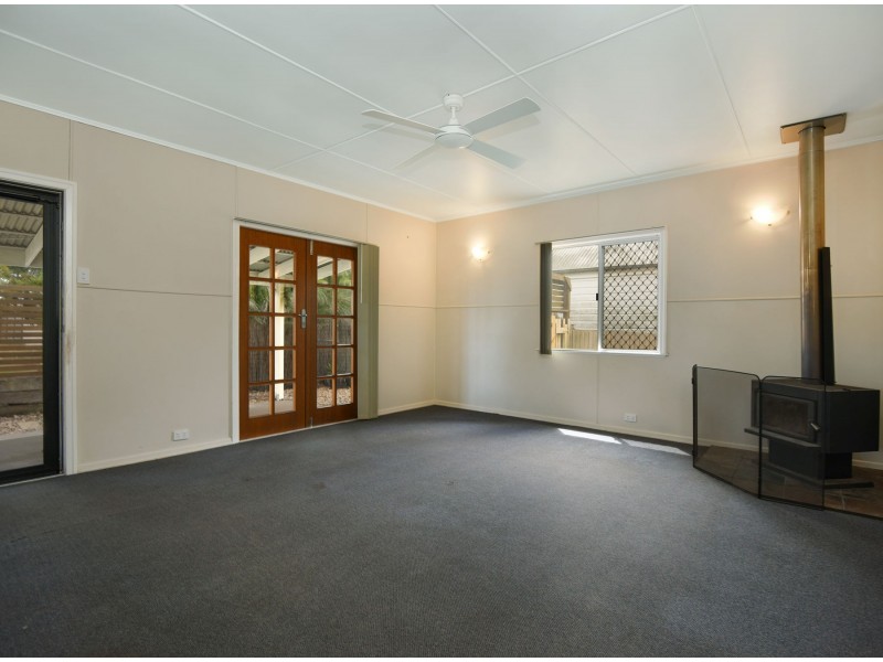 2 McCarthy Street, Newtown QLD 4350