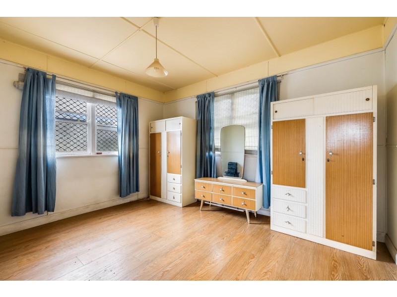 3 Weetwood Street, Newtown QLD 4350