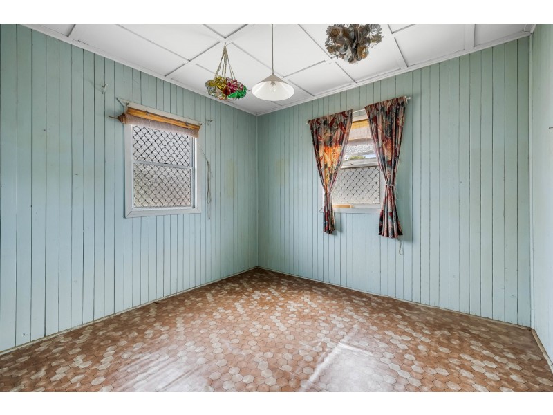 3 Weetwood Street, Newtown QLD 4350