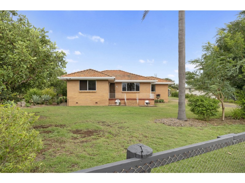 115 Main Street, Westbrook QLD 4350