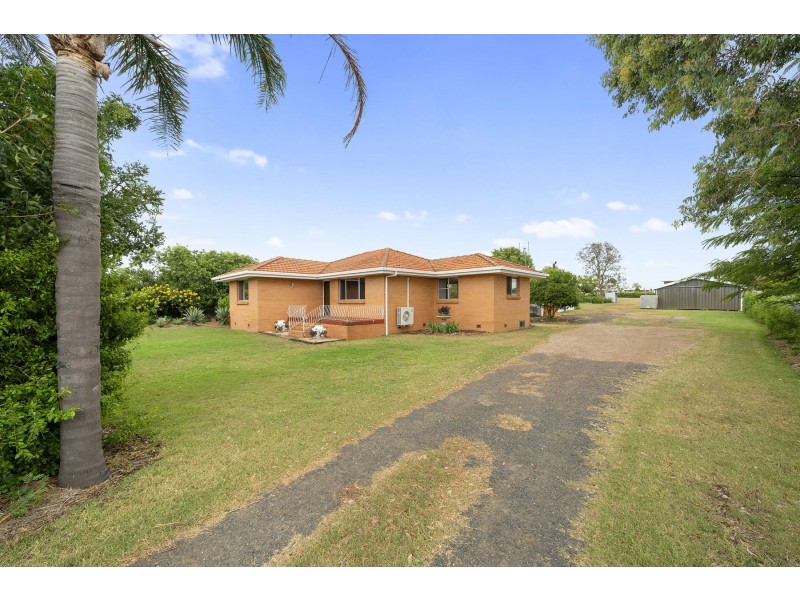 115 Main Street, Westbrook QLD 4350