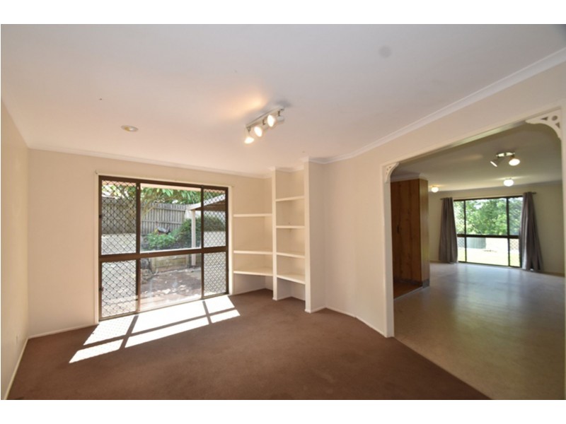 6 Orlando Court, Wilsonton Heights QLD 4350