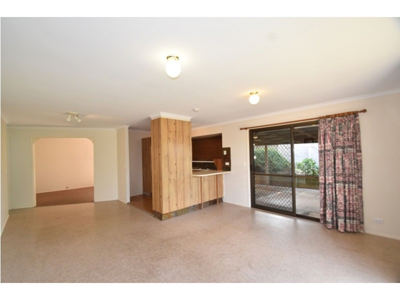 6 Orlando Court, Wilsonton Heights QLD 4350