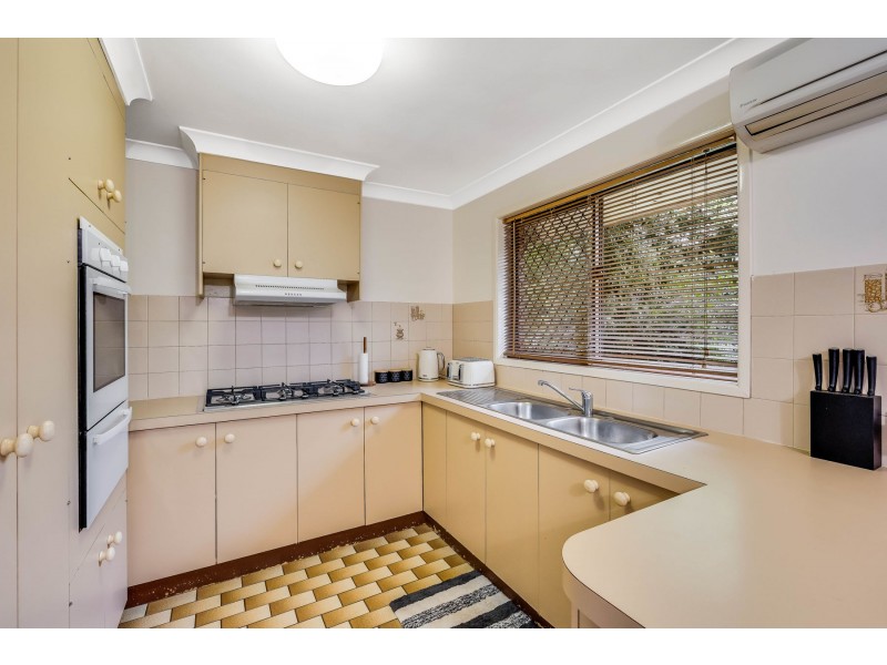 4 Schultz Street, Kearneys Spring QLD 4350