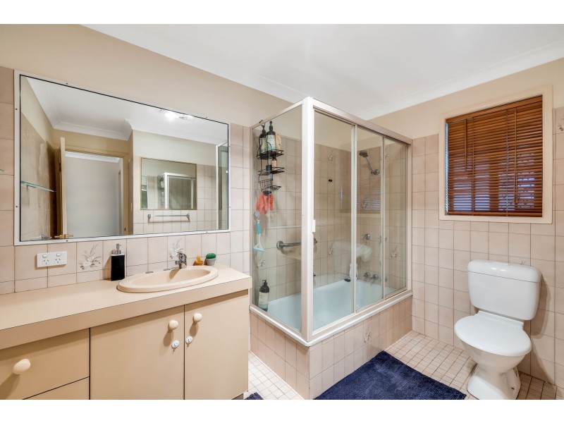 4 Schultz Street, Kearneys Spring QLD 4350