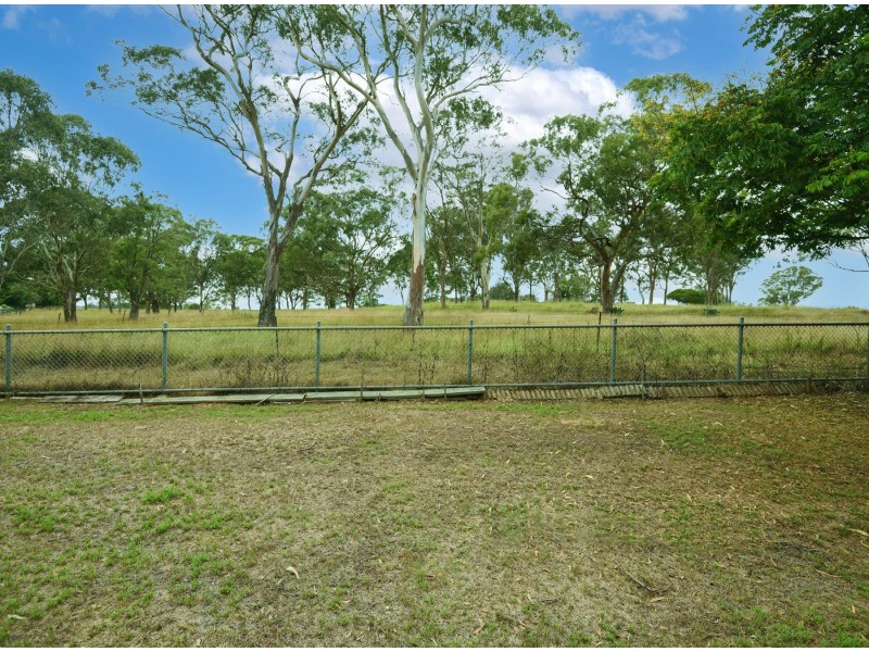 68 Wine Drive, Wilsonton Heights QLD 4350