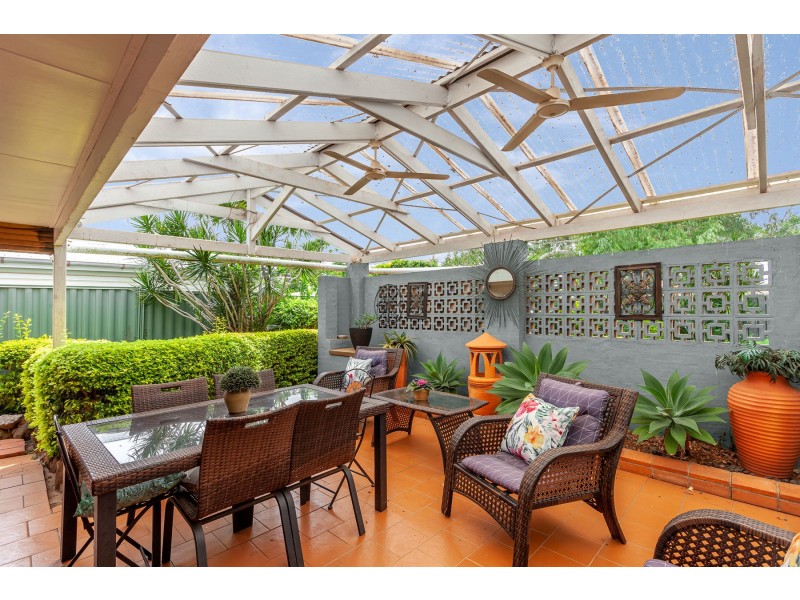 12 Newmarket Street, Newtown QLD 4350