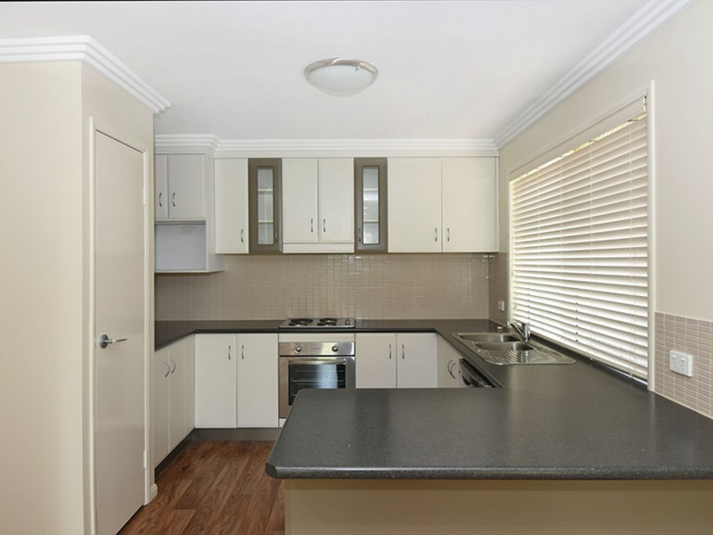 1/11 Albert Street, Newtown QLD 4350
