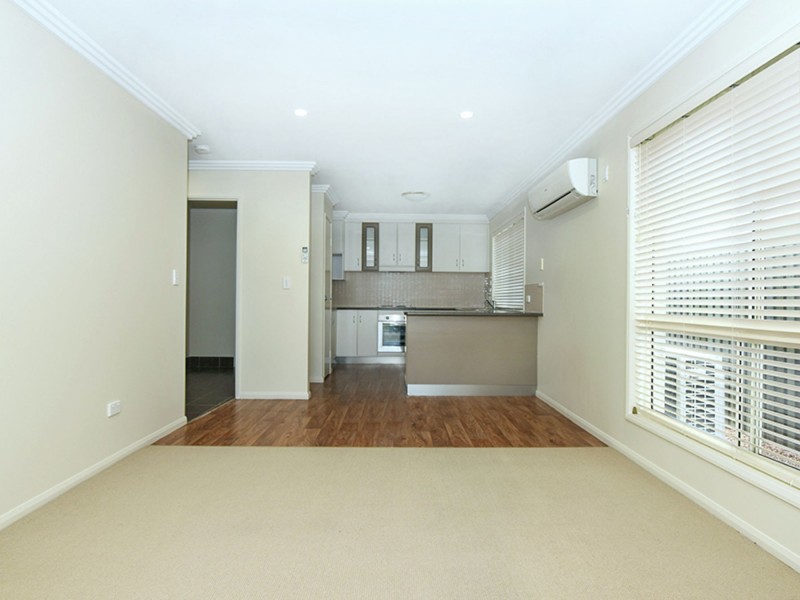 1/11 Albert Street, Newtown QLD 4350