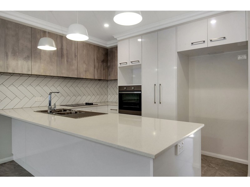 12 Kirklees Street, Newtown QLD 4350