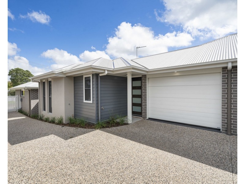 12 Kirklees Street, Newtown QLD 4350