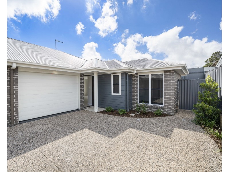 12 Kirklees Street, Newtown QLD 4350