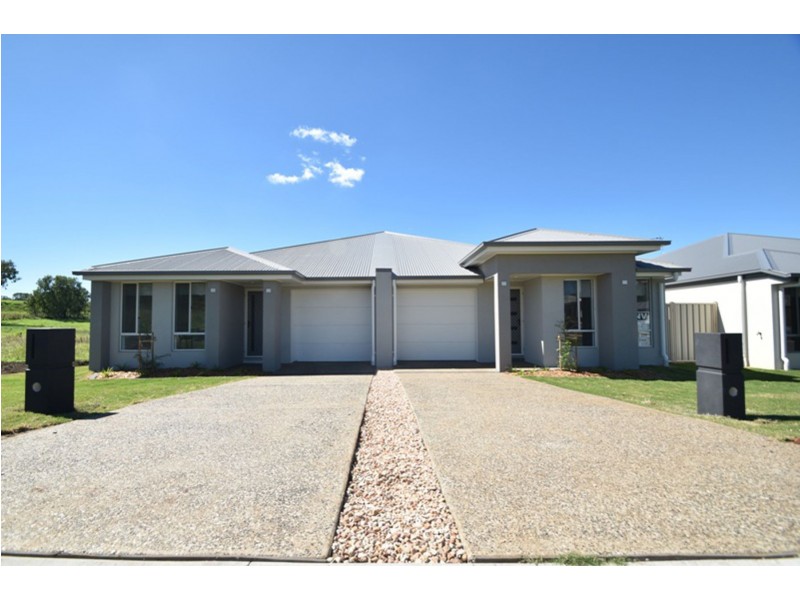 2/6 Minnett Street, Glenvale QLD 4350