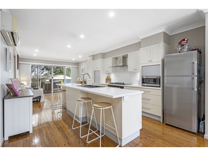 181 Alderley Street, Centenary Heights QLD 4350