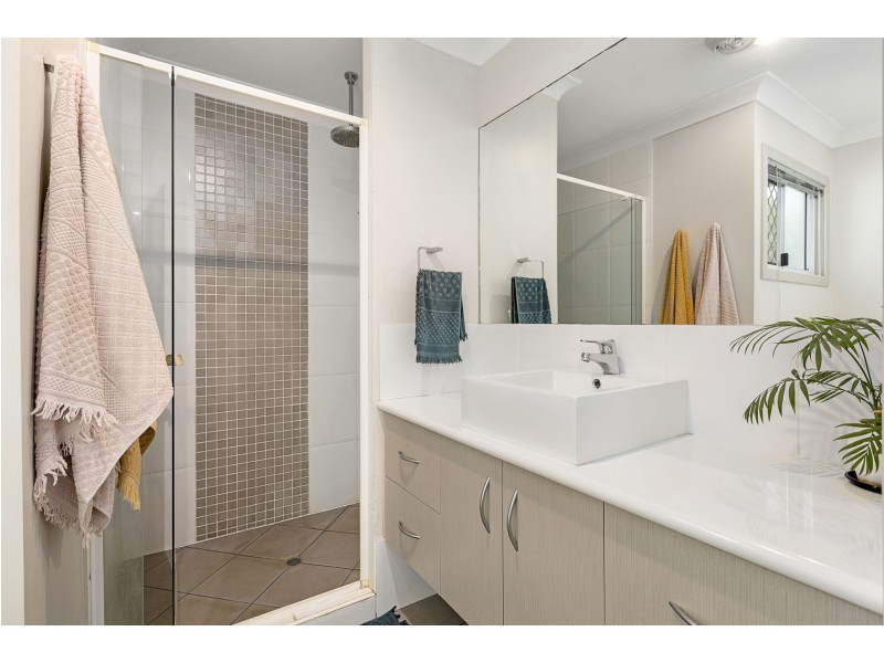 181 Alderley Street, Centenary Heights QLD 4350