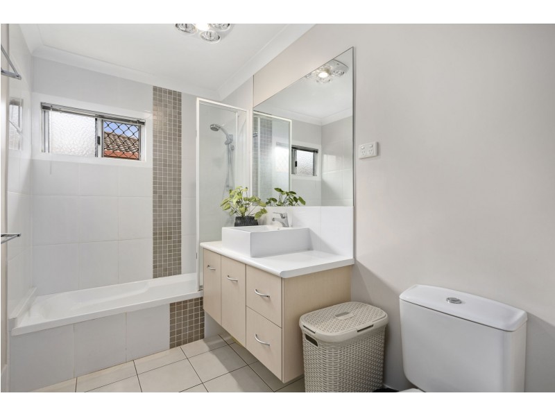 181 Alderley Street, Centenary Heights QLD 4350