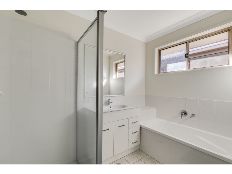 10/98 Main Street, Westbrook QLD 4350