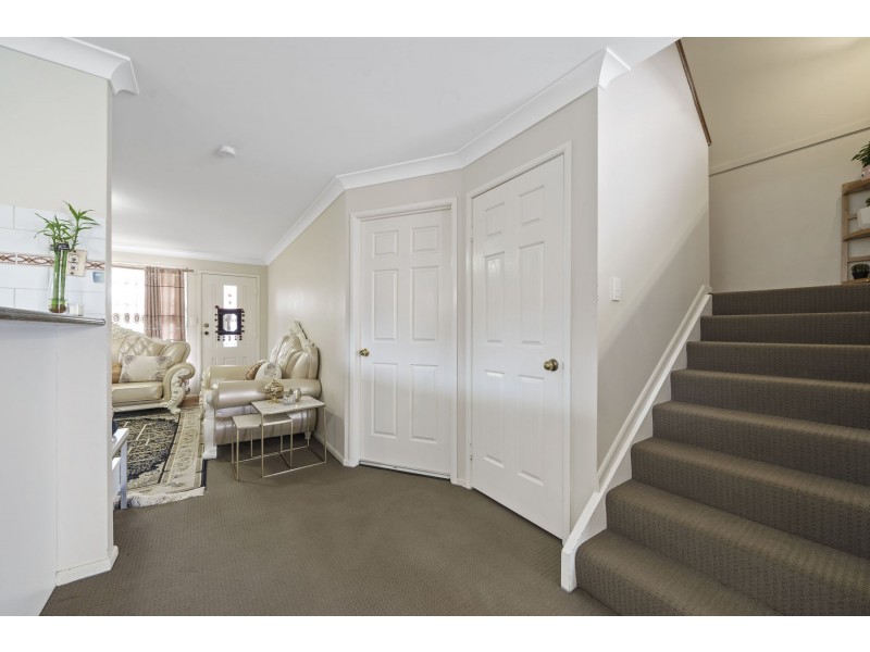 1/2-6 Roser Close, Kearneys Spring QLD 4350