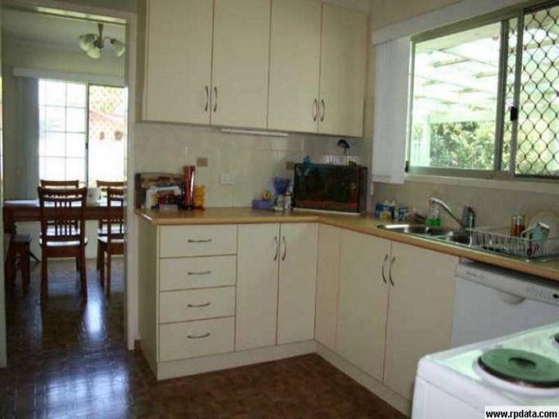 10 Tynedale Avenue, Newtown QLD 4350