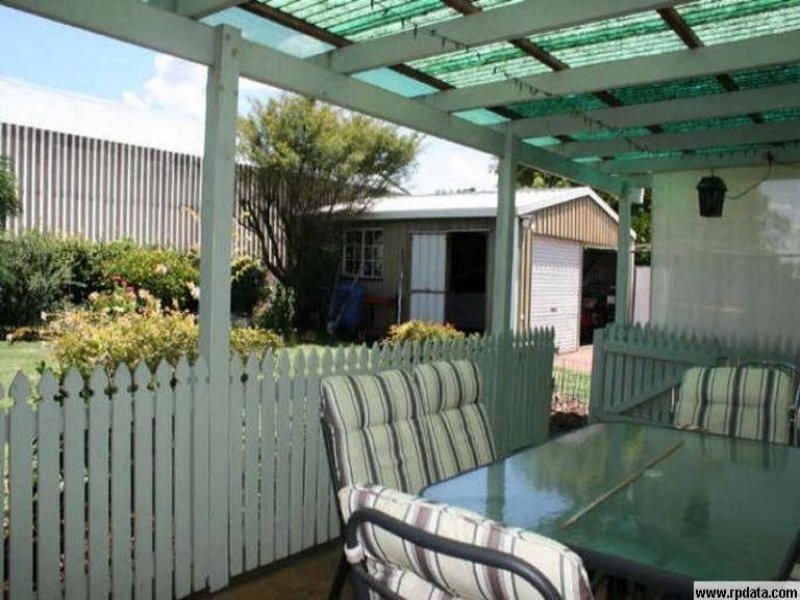 10 Tynedale Avenue, Newtown QLD 4350