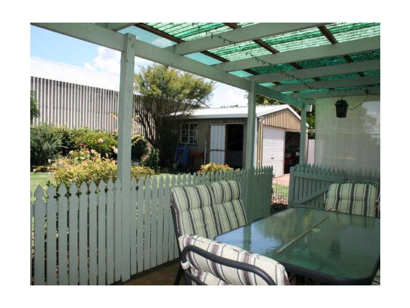 10 Tynedale Avenue, Newtown QLD 4350