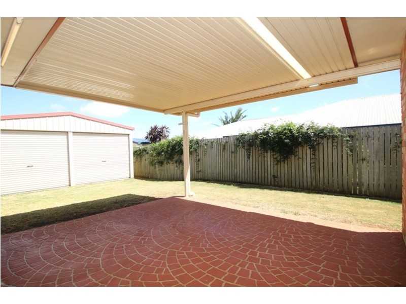 9 Paulene Crescent, Kearneys Spring QLD 4350