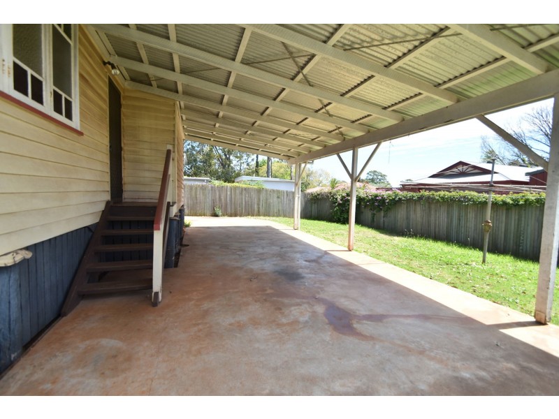 5 Warwick Street, Harristown QLD 4350
